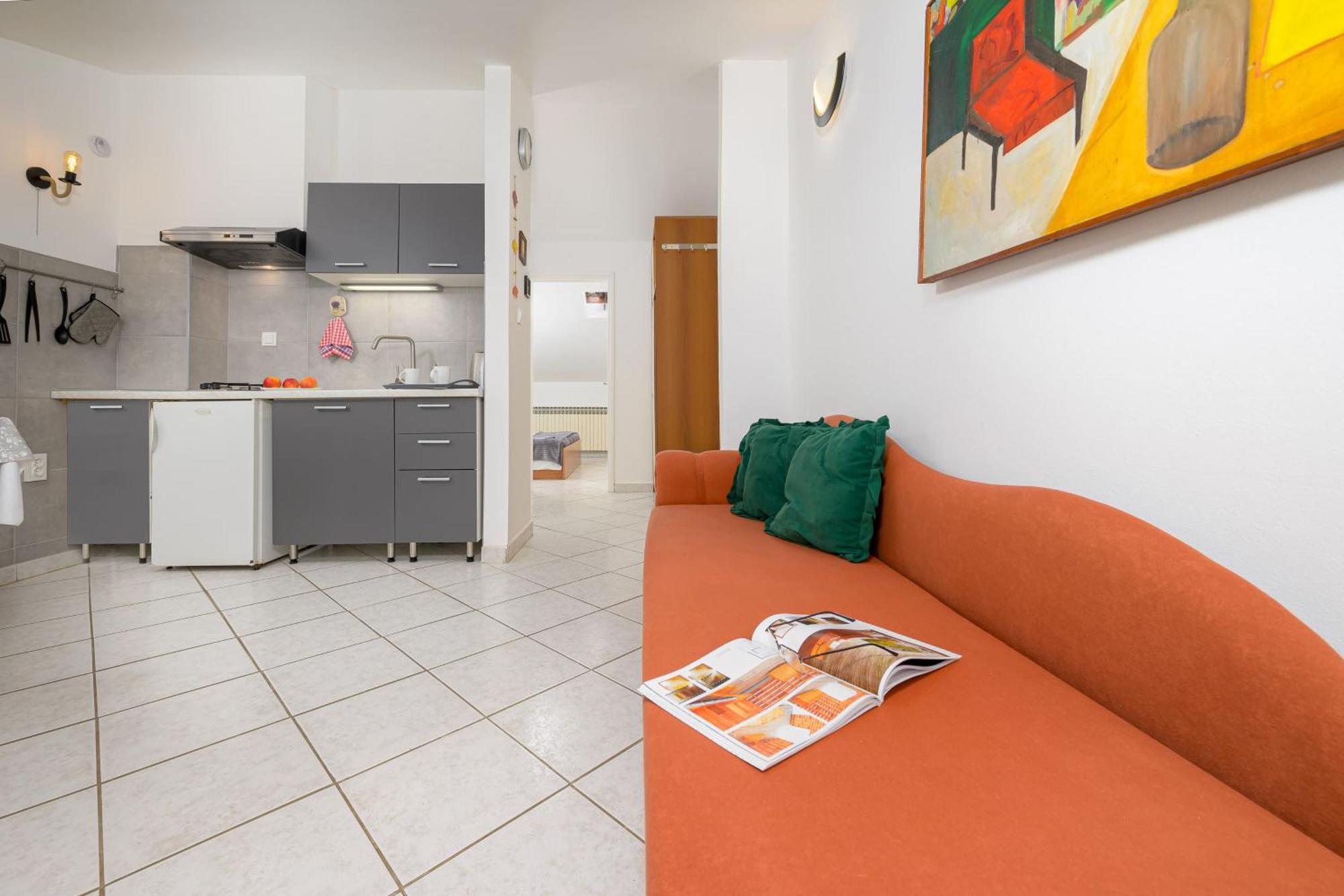 Apartments Silvana 74 Pola Esterno foto